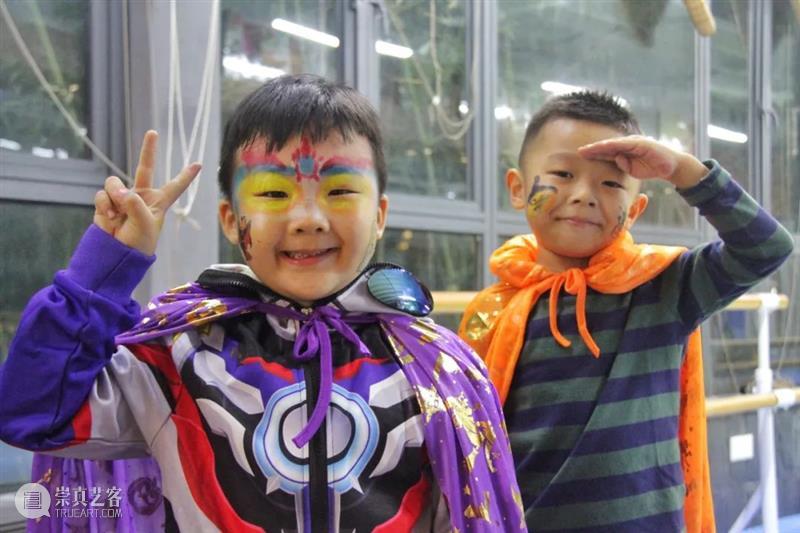 Trick or Treat 黎岸创艺之万圣节精彩回顾 美博艺术中心 万圣节 黎岸 小孩 鬼怪 逐家 糖果 群众 之中 人类 Halloween 崇真艺客